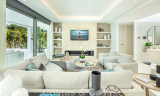 Villa de diseño en venta en una exclusiva urbanización de Nueva Andalucía - Marbella 42159 