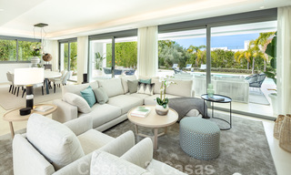 Villa de diseño en venta en una exclusiva urbanización de Nueva Andalucía - Marbella 42161 