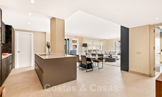 Moderno apartamento en la Milla de Oro de Marbella 42290 