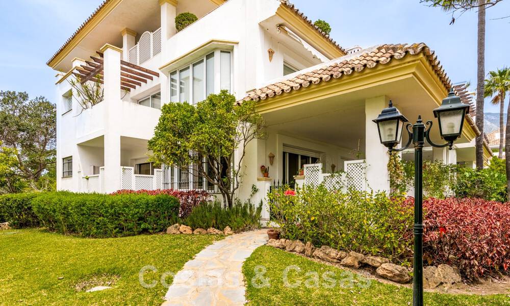 Moderno apartamento en la Milla de Oro de Marbella 42291