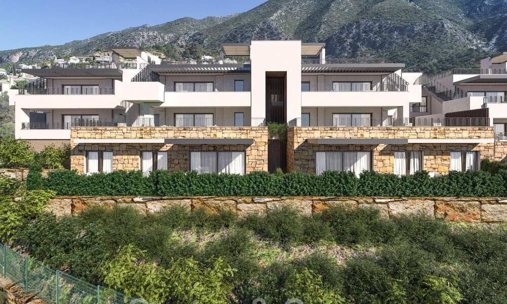 Nuevos apartamentos de lujo en venta, con vistas despejadas al lago, las montañas y la costa hacia Gibraltar, situados en el tranquilo Istán, Costa del Sol 42600