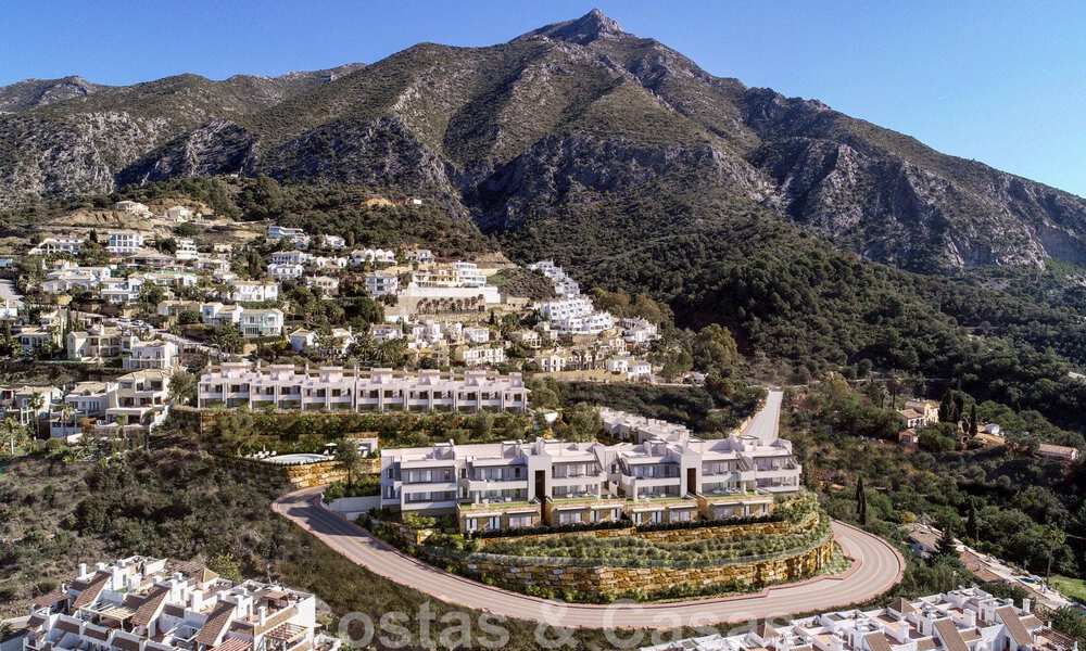 Nuevos apartamentos de lujo en venta, con vistas despejadas al lago, las montañas y la costa hacia Gibraltar, situados en el tranquilo Istán, Costa del Sol 42604