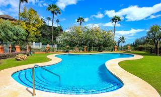 Gran apartamento en venta con preciosas vistas al mar en Benahavis - Marbella 42331 