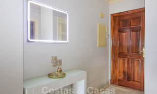 Gran apartamento en venta con preciosas vistas al mar en Benahavis - Marbella 42341 