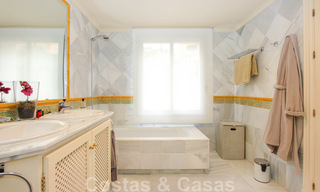 Gran apartamento en venta con preciosas vistas al mar en Benahavis - Marbella 42342 