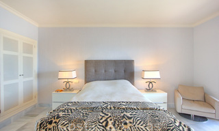 Gran apartamento en venta con preciosas vistas al mar en Benahavis - Marbella 42361 