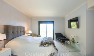 Gran apartamento en venta con preciosas vistas al mar en Benahavis - Marbella 42363 
