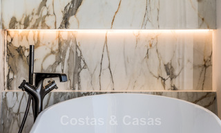 ¡Oportunidad! Ático de lujo en primera línea de playa en venta en Las Dunas Park, Marbella - Estepona 43701 