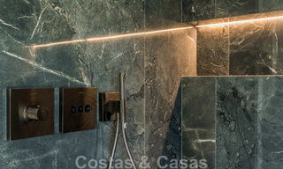 ¡Oportunidad! Ático de lujo en primera línea de playa en venta en Las Dunas Park, Marbella - Estepona 43704 