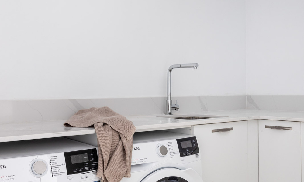 Villa mediterránea contemporánea de lujo en venta con vistas al valle del golf en Nueva Andalucía - Marbella 42832