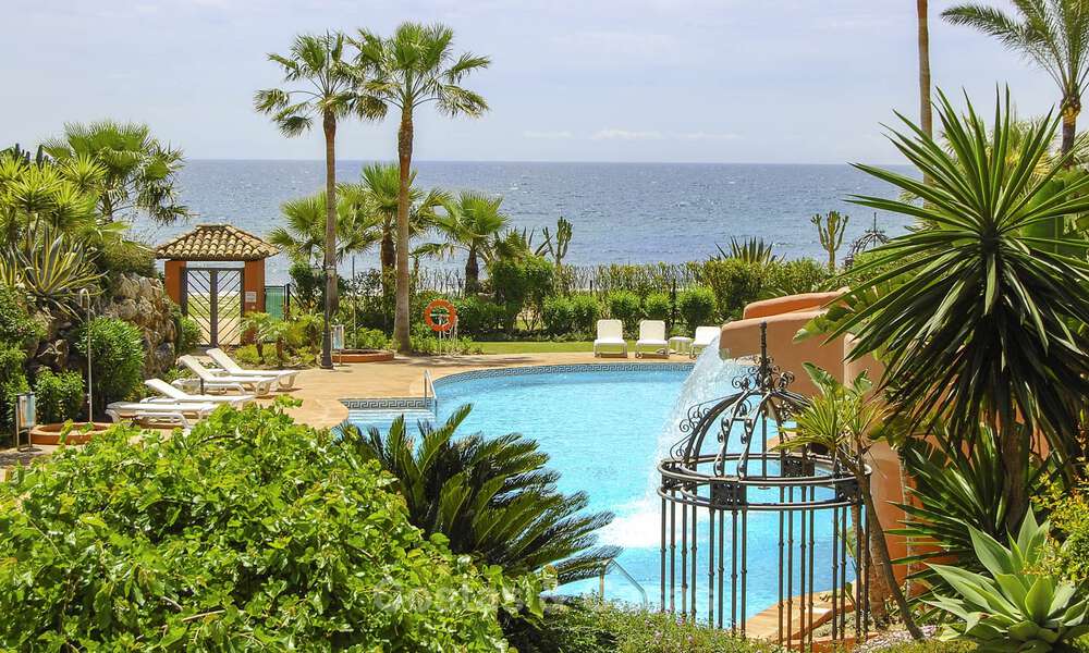 Menara Beach: apartamentos en venta en un exclusivo complejo residencial situado en primera línea de playa con vistas al mar, en la Nueva Milla de Oro entre Marbella y Estepona 42625