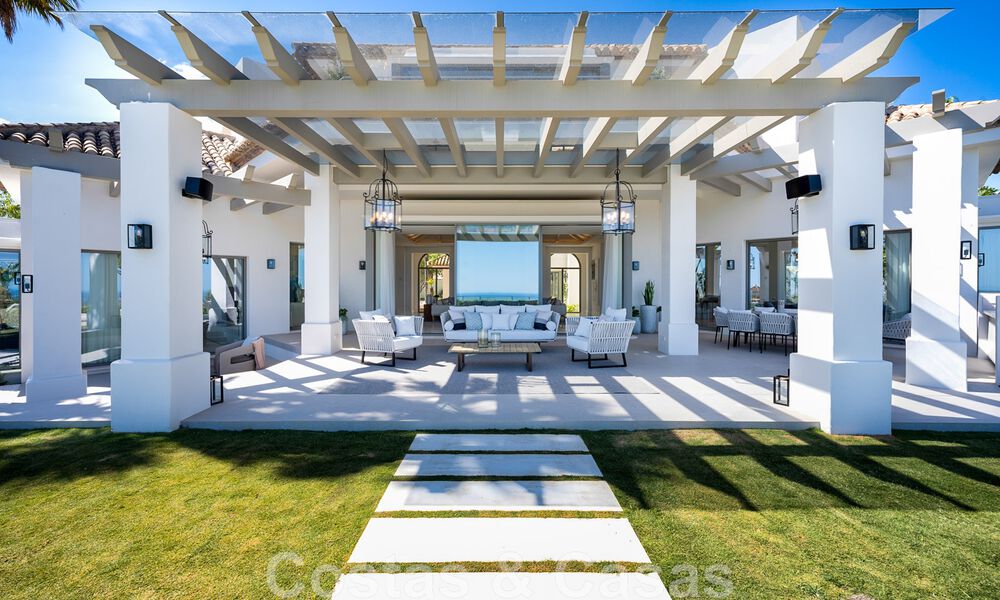 Prestigiosa villa de lujo de estilo mediterráneo en venta con impresionantes vistas panorámicas al mar en Benahavis - Marbella 43438