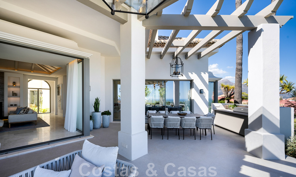 Prestigiosa villa de lujo de estilo mediterráneo en venta con impresionantes vistas panorámicas al mar en Benahavis - Marbella 43443