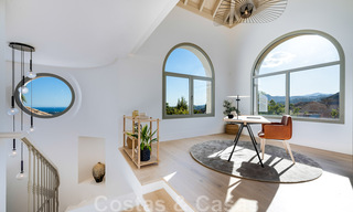 Prestigiosa villa de lujo de estilo mediterráneo en venta con impresionantes vistas panorámicas al mar en Benahavis - Marbella 43481 