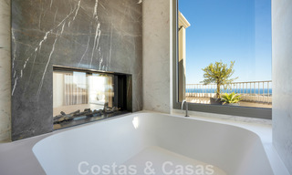 Prestigiosa villa de lujo de estilo mediterráneo en venta con impresionantes vistas panorámicas al mar en Benahavis - Marbella 43491 