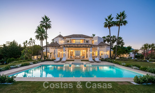 Prestigiosa villa de lujo de estilo mediterráneo en venta con impresionantes vistas panorámicas al mar en Benahavis - Marbella 43504 