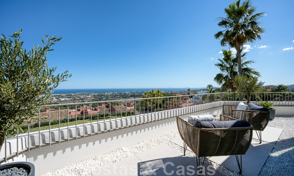 Prestigiosa villa de lujo de estilo mediterráneo en venta con impresionantes vistas panorámicas al mar en Benahavis - Marbella 43523