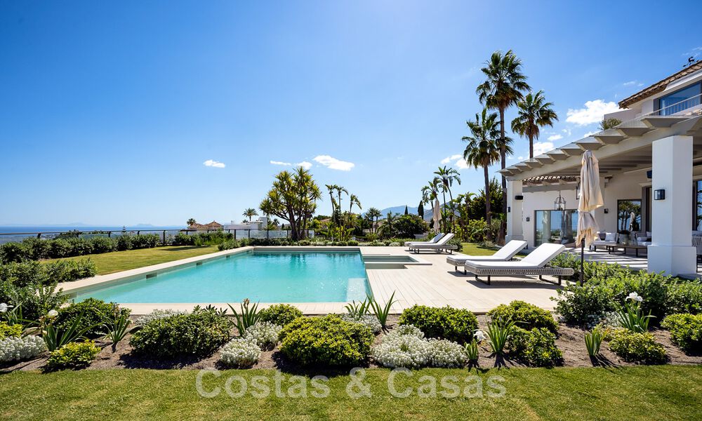 Prestigiosa villa de lujo de estilo mediterráneo en venta con impresionantes vistas panorámicas al mar en Benahavis - Marbella 43528