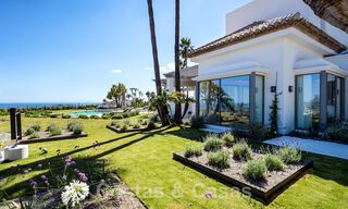 Prestigiosa villa de lujo de estilo mediterráneo en venta con impresionantes vistas panorámicas al mar en Benahavis - Marbella 43530 