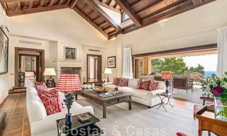 Fenomenal villa tradicional de lujo en venta en una gran parcela con vistas panorámicas al mar, situada en Sierra Blanca en la Milla de Oro de Marbella 42935 