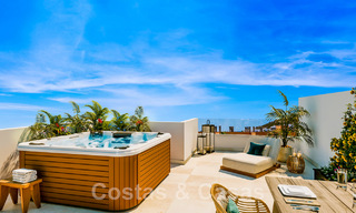 Nuevas y contemporáneas casas adosadas en venta con impresionantes vistas al mar en Manilva, en la Costa del Sol 43331 