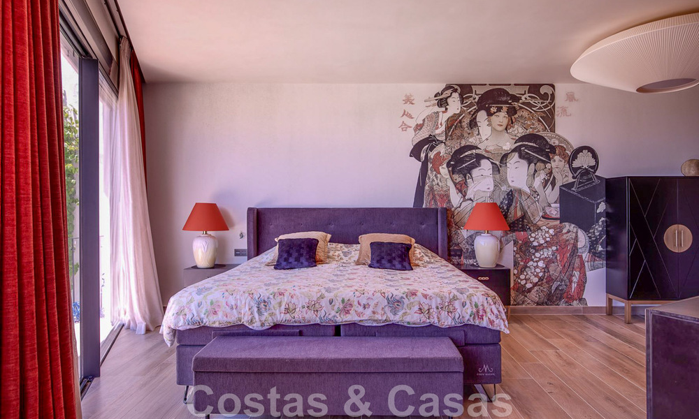 Amplia casa tradicional en venta, reformada modernamente con una ubicación central en Marbella Este 43538