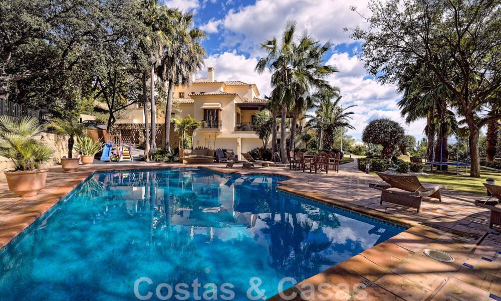 Amplia villa mediterránea en venta con vistas al mar en el complejo La Zagaleta en Marbella - Benahavis 43969