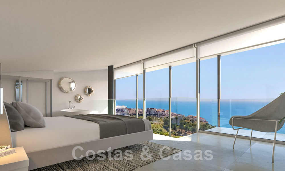 Nuevos y exclusivos adosados en venta de estilo contemporáneo con impresionantes vistas al mar en una prestigiosa urbanización de Fuengirola, Costa del Sol 43949