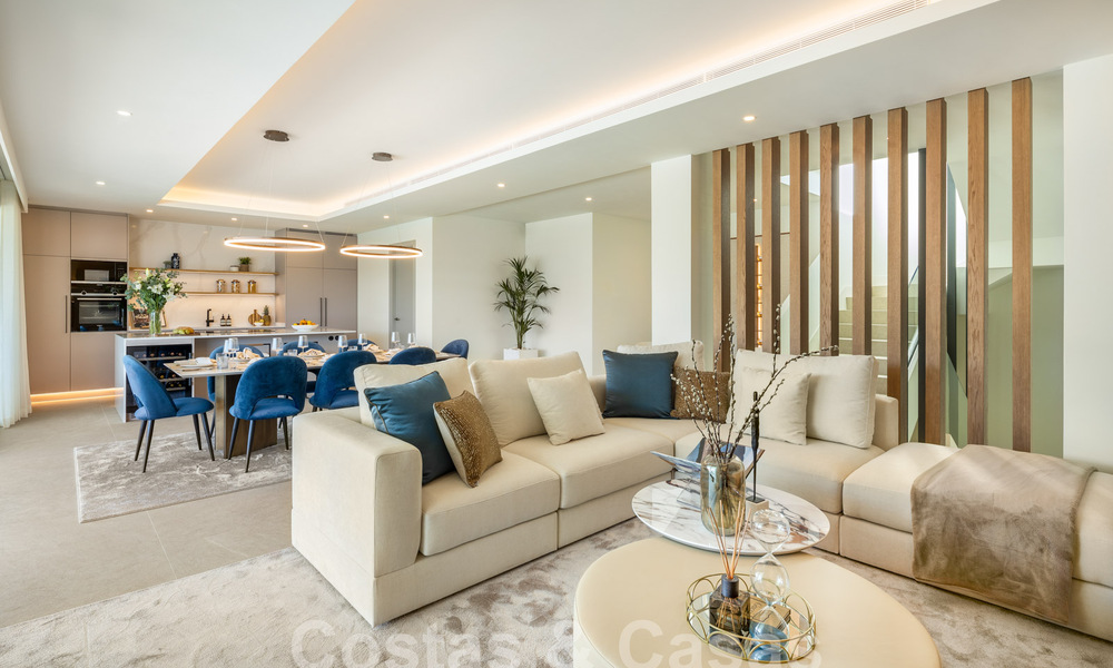 Espectaculares villas de lujo en venta de arquitectura contemporánea situadas en un resort de golf en la Nueva Milla de Oro entre Marbella y Estepona 63176
