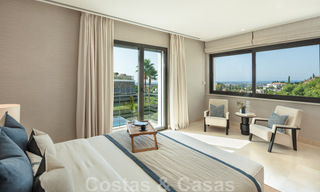 Magnífica villa de lujo en venta de arquitectura mediterránea moderna, con vistas al mar y en un complejo de golf en Benahavis - Marbella 44157 