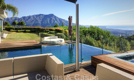 Moderna villa de lujo en venta con vistas al mar y un interior luminoso, en el exclusivo complejo de La Zagaleta Golf, Benahavis - Marbella 44350