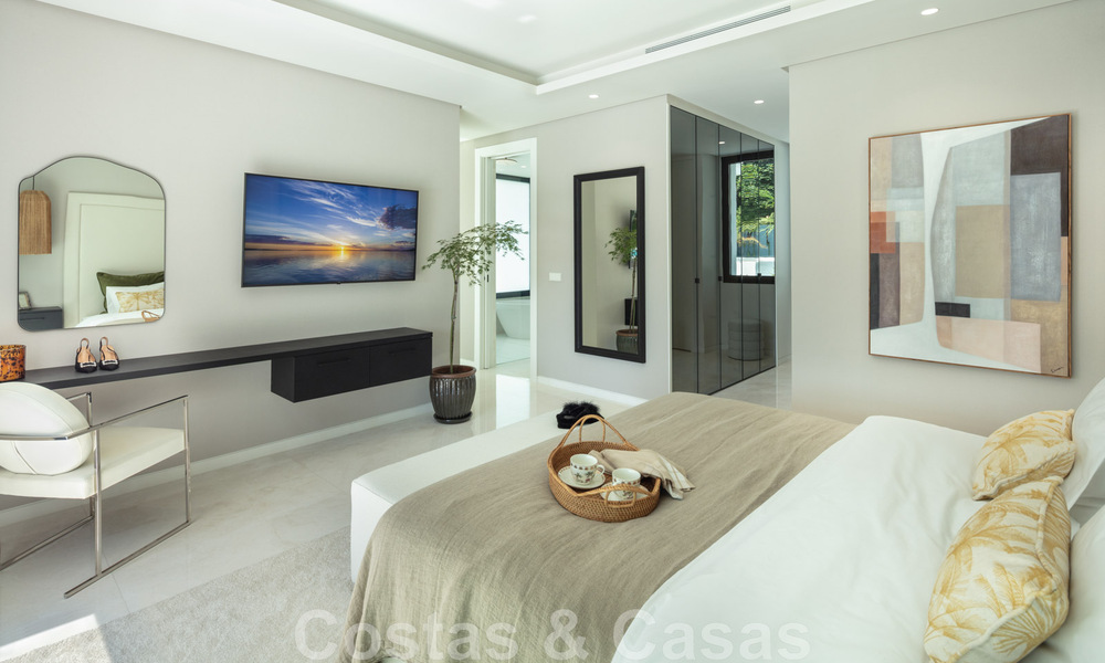 Villa de lujo andaluza contemporánea en venta con numerosas comodidades de lujo, rodeada de campos de golf en Nueva Andalucía, Marbella 44360