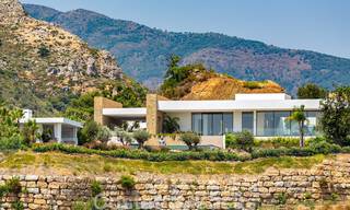 Fenomenal villa de lujo contemporánea en venta, directamente en el campo de golf con vistas al mar en un resort de golf en Marbella - Benahavis 43974 