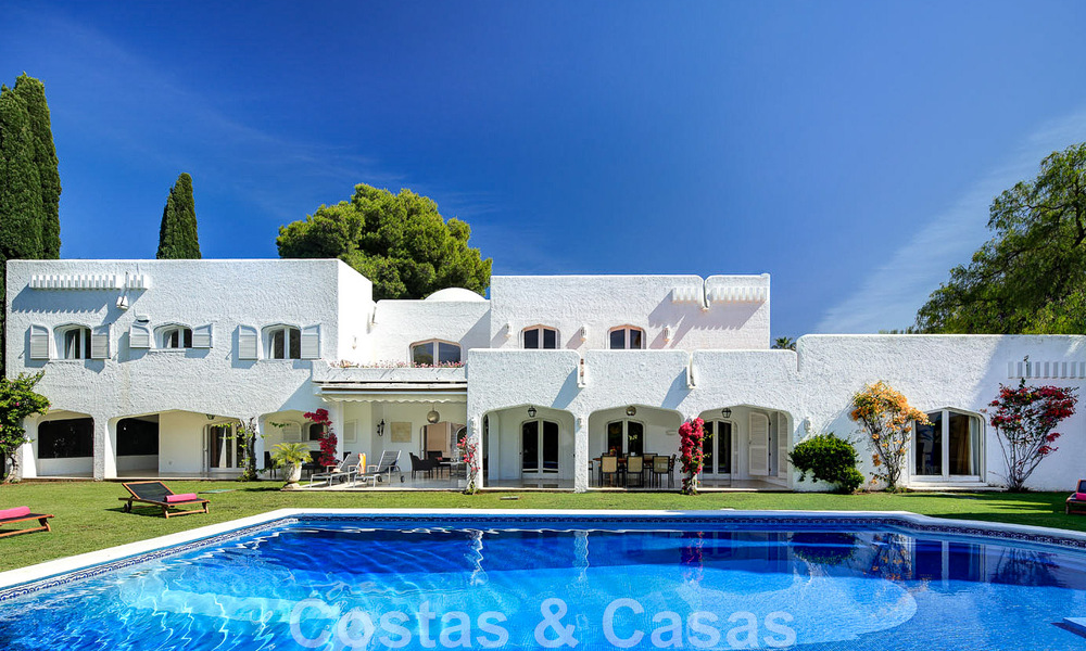 Única, villa de lujo andaluza en venta en una ubicación muy solicitada en Nueva Andalucía en Marbella 44462