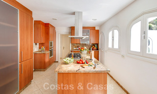 Única, villa de lujo andaluza en venta en una ubicación muy solicitada en Nueva Andalucía en Marbella 44464 