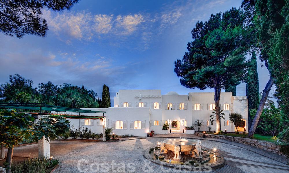 Única, villa de lujo andaluza en venta en una ubicación muy solicitada en Nueva Andalucía en Marbella 44479