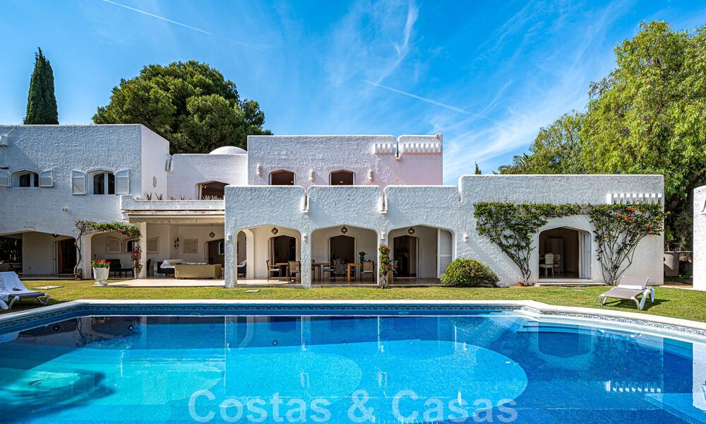Única, villa de lujo andaluza en venta en una ubicación muy solicitada en Nueva Andalucía en Marbella 44482