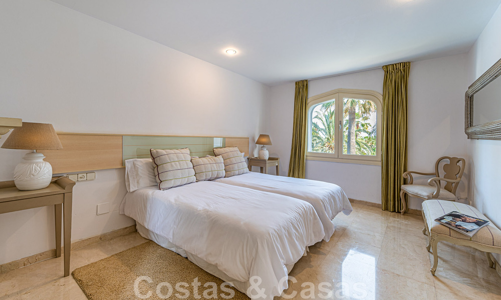 Única, villa de lujo andaluza en venta en una ubicación muy solicitada en Nueva Andalucía en Marbella 44491