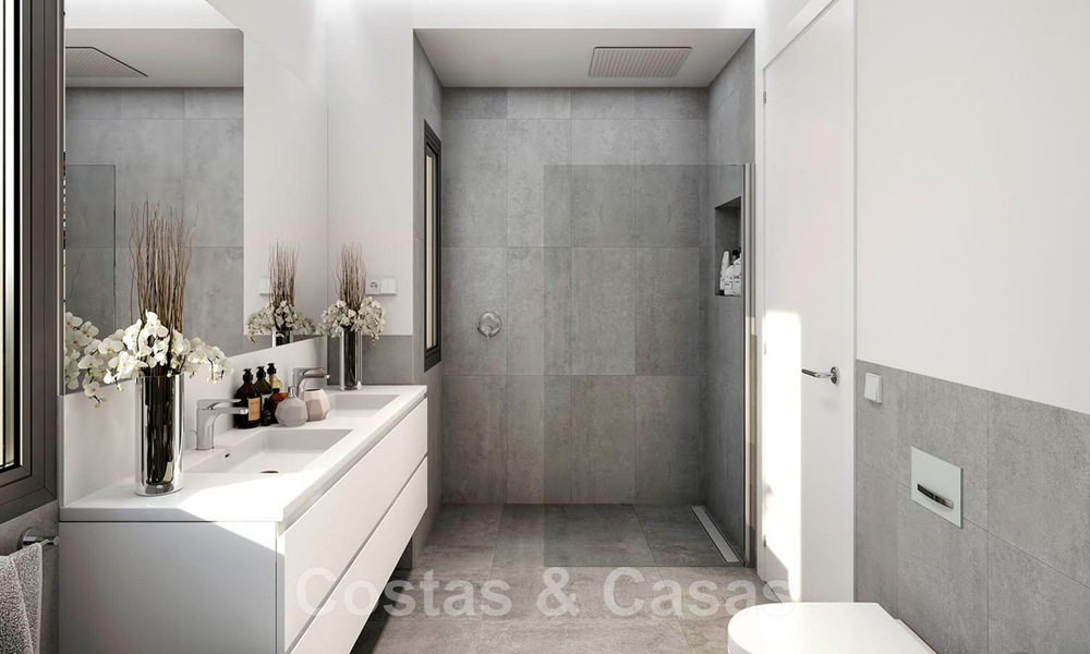 Nueva villa de diseño modernista en venta con fenomenales vistas al mar a poca distancia de la playa en Benalmádena, Costa del Sol 44590