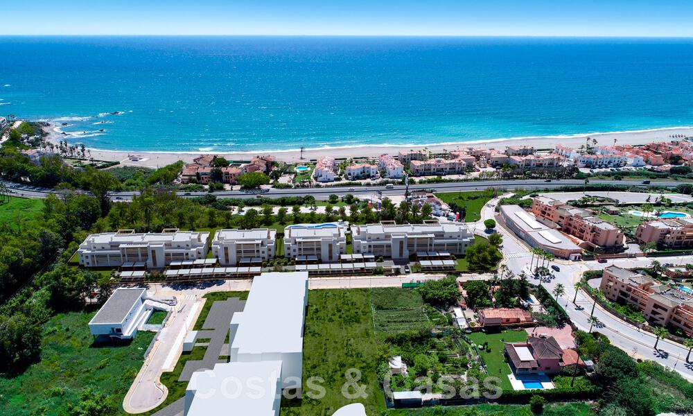 Nuevos apartamentos contemporáneos de lujo en venta con vistas al mar a poca distancia de la playa en Casares, Costa del Sol 44505