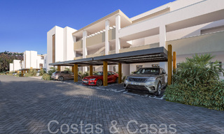 Nuevos apartamentos contemporáneos de lujo en venta con vistas al mar a poca distancia de la playa en Casares, Costa del Sol 66733 
