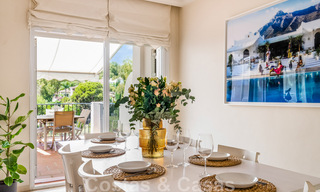 Luminoso adosado mediterráneo en venta con posibilidad de ampliación, en primera línea de golf en La Quinta en Benahavis - Marbella 44562 