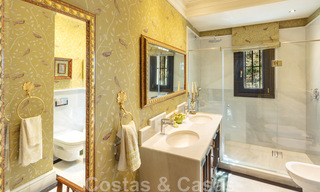 Majestuosa villa de lujo en venta con vistas panorámicas al mar en la exclusiva comunidad de Sierra Blanca en la Milla de Oro de Marbella 44780 