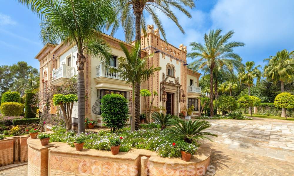 Majestuosa villa de lujo en venta con vistas panorámicas al mar en la exclusiva comunidad de Sierra Blanca en la Milla de Oro de Marbella 44784