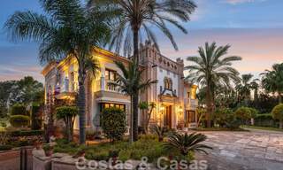 Majestuosa villa de lujo en venta con vistas panorámicas al mar en la exclusiva comunidad de Sierra Blanca en la Milla de Oro de Marbella 44796 