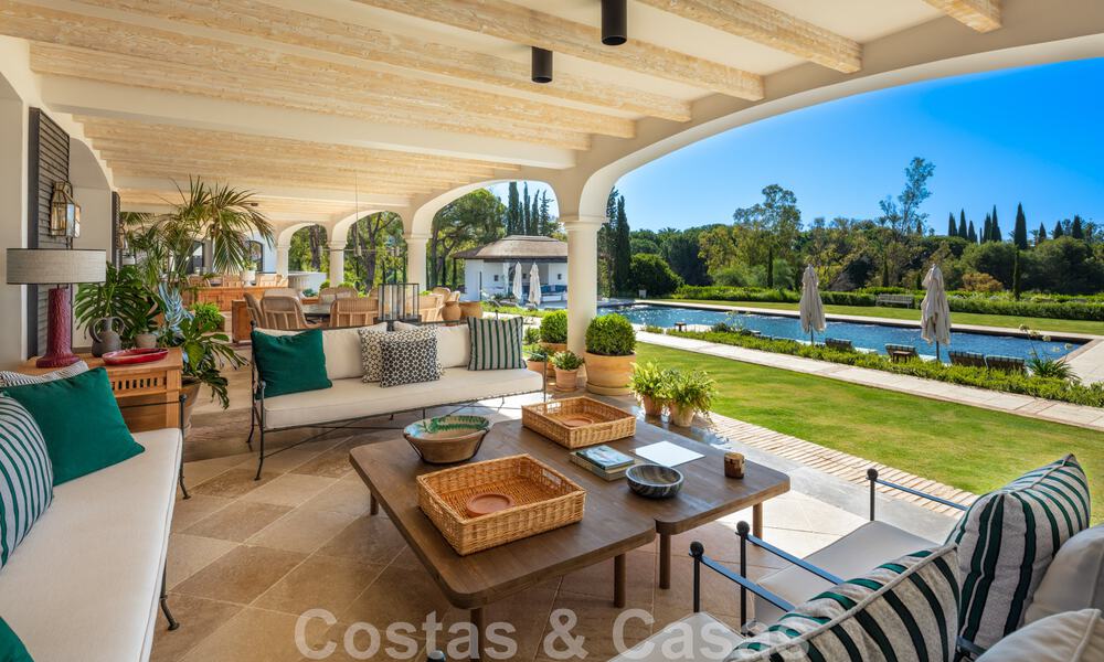 Se vende magistral villa de diseño en una de las zonas más deseadas de la Milla de Oro de Marbella con vistas al mar 45955