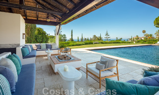 Se vende magistral villa de diseño en una de las zonas más deseadas de la Milla de Oro de Marbella con vistas al mar 45960 