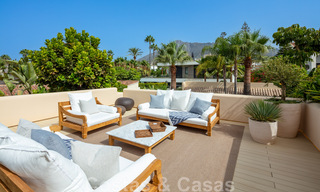 Villa andaluza modernista en venta con vistas panorámicas, cerca de la playa, en la Milla de Oro de Marbella 44909 