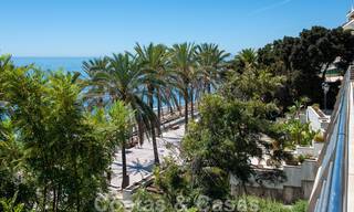 Amplio apartamento en venta con terraza y piscina privada, en segunda línea de playa en el centro de Marbella 44956 
