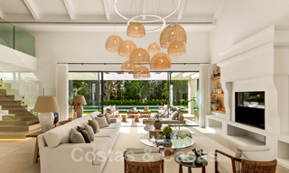 Villa de diseño español en venta, a pasos del campo de golf en Marbella - Benahavis 45462 